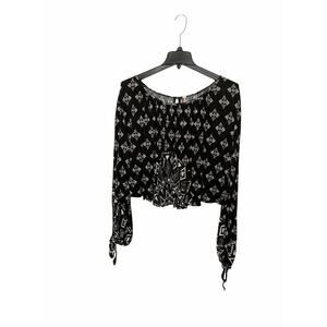 FREE PEOPLE Riverside paisley black  Oversized crop blouse top Sz M